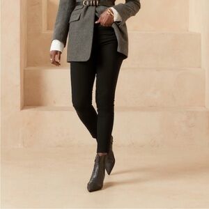 Banana Republic | Premium Denim High Rise Skinny Jeans in Black Size 30 / 10